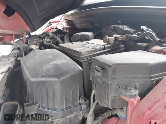 2013 Hyundai Accent GLS z VIN KMHCT4AE2DU445484, wystawiony jako IAAI lot #42292754 z przebiegiem 162 868 mil mil oraz . Historia ofert i sprzedaży dostępna na DreamBid. Obrazek 10.