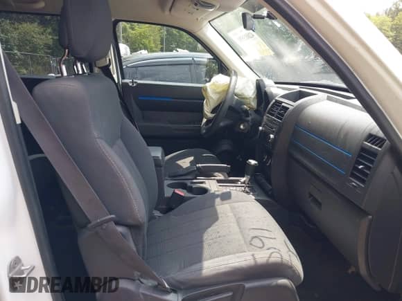 2011 Dodge Nitro SE with VIN 1D4PT2GK6BW590135, listed as a IAAI auction lot 42885591 with 192,411 mi miles and . Bid and sale history available at DreamBid. Image 5.