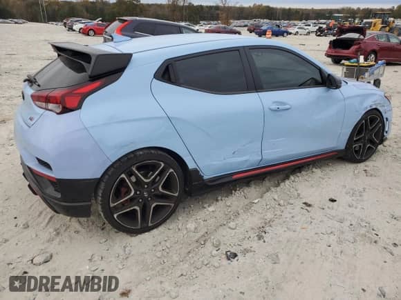2021 Hyundai Veloster z VIN KMHT36AH1MU008985, wystawiony jako Copart lot #80621594 z przebiegiem 16 722 mil mil oraz Szkoda całkowita • Salvage title. Historia ofert i sprzedaży dostępna na DreamBid. Obrazek 3.