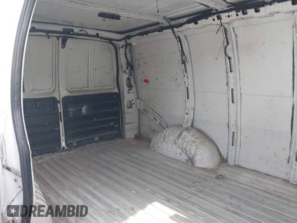 2018 Chevrolet Express Cargo with VIN 1GCWGAFP5J1221010, listed as a IAAI auction lot 42834960 with 186,402 mi miles and . Bid and sale history available at DreamBid. Image 8.