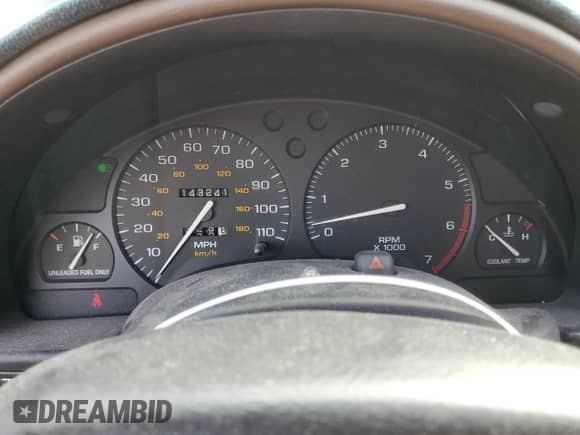 1997 Saturn SC with VIN 1G8ZF1286VZ350275, listed as a Copart auction lot 83010514 with 143,241 mi miles and Salvage title. Bid and sale history available at DreamBid. Image 9.