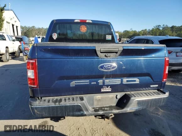 2018 Ford F-150 XL z VIN 1FTEW1CG9JKE46320, wystawiony jako Copart lot #81895774 z przebiegiem Nie podano mil oraz Szkoda całkowita • Salvage title. Historia ofert i sprzedaży dostępna na DreamBid. Obrazek 6.