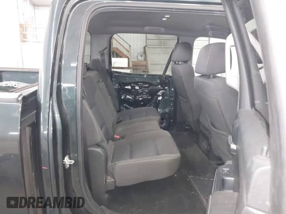 2017 Chevrolet Silverado 1500 LT с VIN 1GCUKREC0HF132896, выставлен на аукционе IAAI как лот 41192759 с пробегом 182 832 миль миль и . История ставок и продаж доступна на DreamBid. Изображение 8.