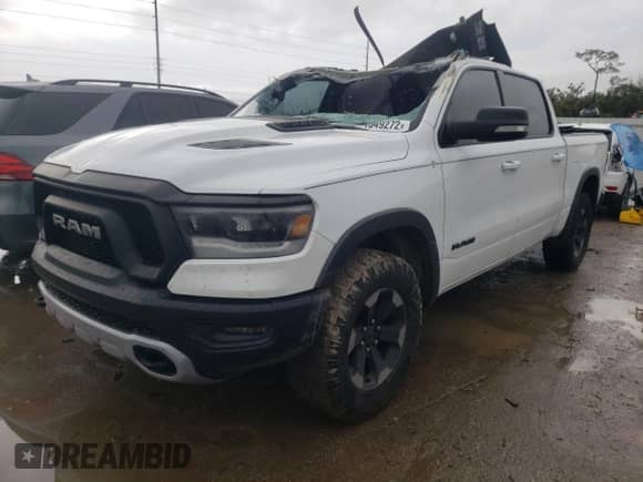2019 Ram 1500 Rebel z VIN 1C6RRELT2KN828225, wystawiony jako Copart lot #71549272 z przebiegiem 155 960 mil mil oraz Szkoda całkowita • Salvage title. Historia ofert i sprzedaży dostępna na DreamBid. Obrazek 1.
