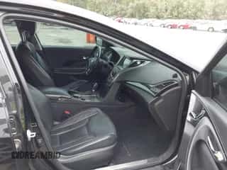 2013 Hyundai Azera with VIN KMHFG4JG5DA248197, listed as a IAAI auction lot 43399039 with 137,920 mi miles and . Bid and sale history available at DreamBid. Image 5.
