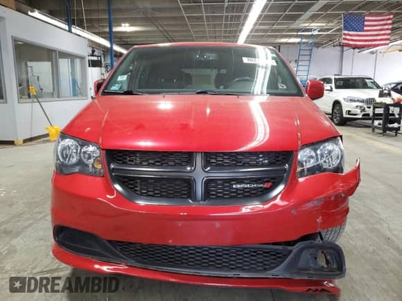 2016 Dodge Grand Caravan SE Plus z VIN 2C4RDGBG6GR257940, wystawiony jako Copart lot #80277395 z przebiegiem 143 952 mil mil oraz Szkoda całkowita • Salvage title. Historia ofert i sprzedaży dostępna na DreamBid. Obrazek 5.