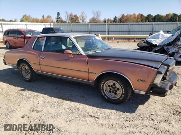 1979 Chevrolet Monte Carlo with VIN 1Z37H9D520488, listed as a Copart auction lot 77283914 with 49,514 mi miles and Clean title. Bid and sale history available at DreamBid. Image 4.