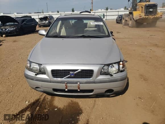 2001 Volvo S60 с VIN YV1RS61R412049929, выставлен на аукционе Copart как лот 69078954 с пробегом Не указан миль и Списание • Salvage title. История ставок и продаж доступна на DreamBid. Изображение 5.