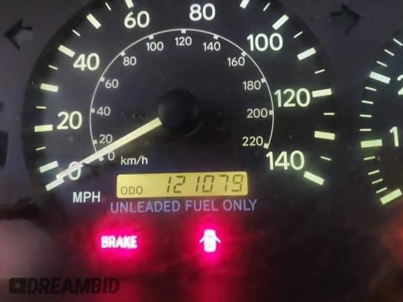 1997 Toyota Camry LE z VIN 4T1BF22K5VU903726, wystawiony jako IAAI lot #41552016 z przebiegiem 121 079 mil mil oraz . Historia ofert i sprzedaży dostępna na DreamBid. Obrazek 7.