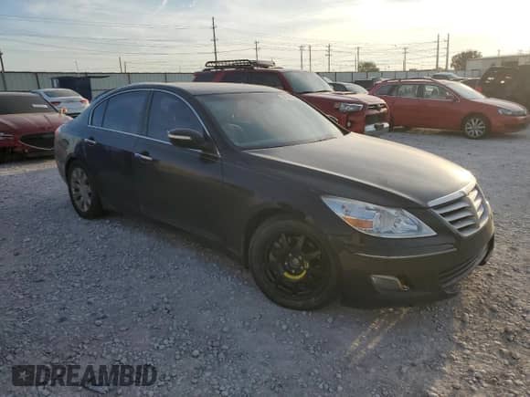 2009 Hyundai Genesis z VIN KMHGC46E19U020470, wystawiony jako Copart lot #68014994 z przebiegiem 181 643 mil mil oraz Szkoda całkowita • Salvage title. Historia ofert i sprzedaży dostępna na DreamBid. Obrazek 4.