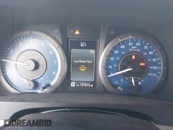 2017 Toyota Sienna XLE Auto Access Seat with VIN 5TDYZ3DC5HS839486, listed as a IAAI auction lot 43420580 with 127,615 mi miles and . Bid and sale history available at DreamBid. Image 7.