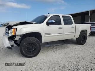 2013 GMC Sierra 1500 SLT z VIN 3GTP1WE08DG342692, wystawiony jako Copart lot #52113345 z przebiegiem 167 907 mil mil oraz Szkoda całkowita • Salvage title. Historia ofert i sprzedaży dostępna na DreamBid. Obrazek 1.