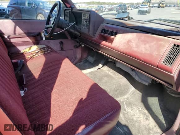 1989 GMC Sierra 1500 z VIN 1GTDC14H5KE547219, wystawiony jako Copart lot #48309985 z przebiegiem 36 335 mil mil oraz Nie do naprawy • Non repairable. Historia ofert i sprzedaży dostępna na DreamBid. Obrazek 8.