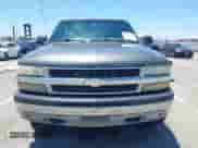 2001 Chevrolet Tahoe LS with VIN 1GNEC13T51R208517, listed as a IAAI auction lot 42643634 with 193,775 mi miles and . Bid and sale history available at DreamBid. Image 13.