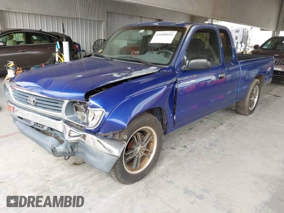 1995 Toyota Tacoma z VIN 4TAVN53F9SZ023310, wystawiony jako IAAI lot #43400554 z przebiegiem 311 607 mil mil oraz . Historia ofert i sprzedaży dostępna na DreamBid. Obrazek 2.