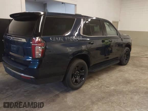 2023 Chevrolet Tahoe Commercial z VIN 1GNSCLED8PR211103, wystawiony jako IAAI lot #41475687 z przebiegiem 16 445 mil mil oraz . Historia ofert i sprzedaży dostępna na DreamBid. Obrazek 4.