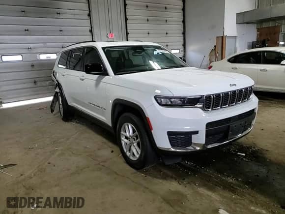 2023 Jeep Grand Cherokee Laredo with VIN 1C4RJKAG4P8805782, listed as a Copart auction lot 67392455 with 42,588 mi miles and Salvage title. Bid and sale history available at DreamBid. Image 14.