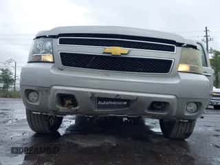 2007 Chevrolet Tahoe LT with VIN 1GNFC130X7R189031, listed as a IAAI auction lot 43403595 with 167,774 mi miles and . Bid and sale history available at DreamBid. Image 6.