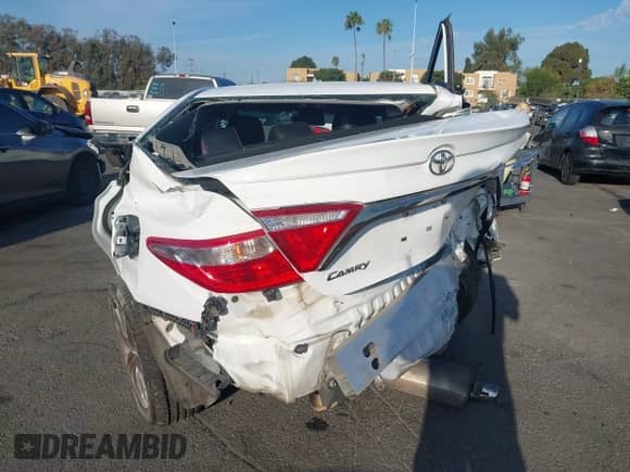 2016 Toyota Camry XLE with VIN 4T1BF1FK5GU136919, listed as a IAAI auction lot 43248056 with 97,053 mi miles and . Bid and sale history available at DreamBid. Image 16.