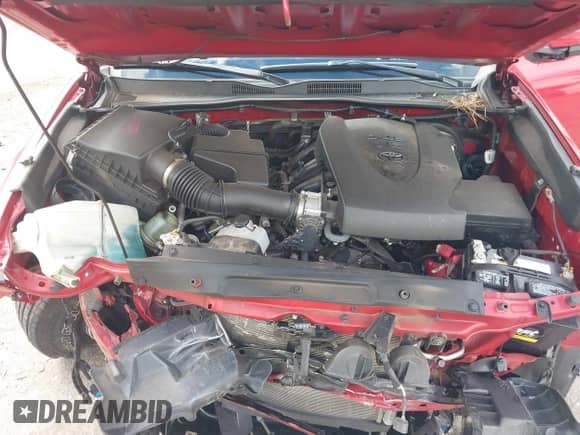 2022 Toyota Tacoma SR z VIN 3TMCZ5AN9NM523743, wystawiony jako IAAI lot #42970764 z przebiegiem 57 305 mil mil oraz . Historia ofert i sprzedaży dostępna na DreamBid. Obrazek 10.