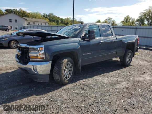 2019 Chevrolet Silverado 1500 LT z VIN 2GCVKPEC5K1100601, wystawiony jako Copart lot #84187545 z przebiegiem 97 536 mil mil oraz Szkoda całkowita • Salvage title. Historia ofert i sprzedaży dostępna na DreamBid. Obrazek 1.