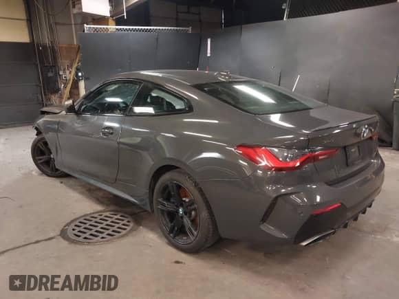 2021 BMW 4 Series M440i xDrive с VIN WBA13AR07MCG02855, выставлен на аукционе IAAI как лот 41979335 с пробегом 37 053 миль миль и . История ставок и продаж доступна на DreamBid. Изображение 3.