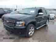 2013 Chevrolet Tahoe LTZ с VIN 1GNSCCE02DR345890, выставлен на аукционе IAAI как лот 41890695 с пробегом 103 385 миль миль и . История ставок и продаж доступна на DreamBid. Изображение 17.