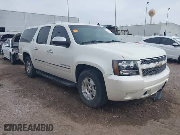 2010 Chevrolet Suburban LTZ с VIN 1GNUCKE03AR248244, выставлен на аукционе IAAI как лот 41677238 с пробегом 184 698 миль миль и . История ставок и продаж доступна на DreamBid. Изображение 1.