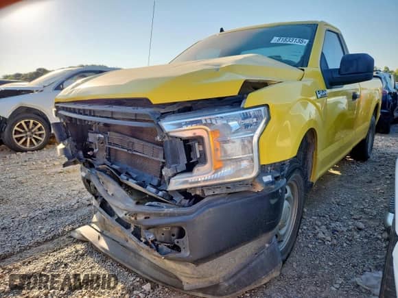 2020 Ford F-150 XL с VIN 1FTMF1CBXLKF02896, выставлен на аукционе Copart как лот 81833135 с пробегом 146 979 миль миль и Списание • Salvage title. История ставок и продаж доступна на DreamBid. Изображение 1.