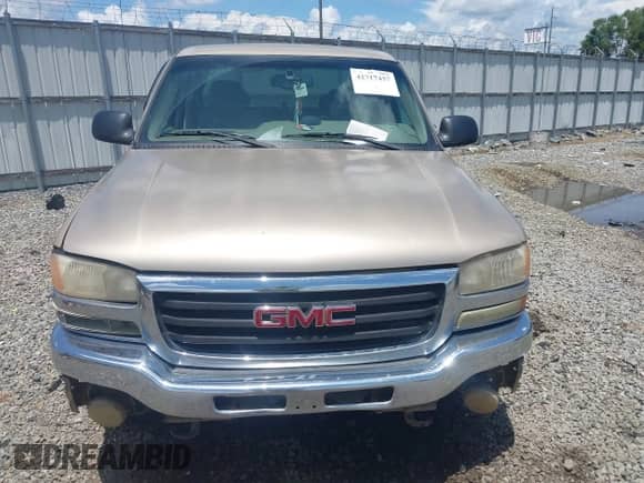 2004 GMC Sierra 1500 SLE with VIN 2GTEC19V641156796, listed as a IAAI auction lot 42717457 with 319,251 mi miles and . Bid and sale history available at DreamBid. Image 12.