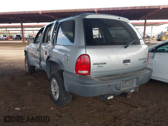 2003 Dodge Durango Sport with VIN 1D4HS38N13F532375, listed as a IAAI auction lot 42977844 with 203,547 mi miles and . Bid and sale history available at DreamBid. Image 3.