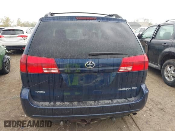 2004 Toyota Sienna XLE z VIN 5TDZA22C14S185427, wystawiony jako IAAI lot #43395802 z przebiegiem 320 989 mil mil oraz . Historia ofert i sprzedaży dostępna na DreamBid. Obrazek 17.