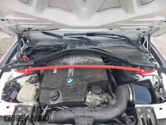 2014 BMW 3 Series 335i xDrive z VIN WBA3B9G54ENR92616, wystawiony jako IAAI lot #43140831 z przebiegiem 108 323 mil mil oraz . Historia ofert i sprzedaży dostępna na DreamBid. Obrazek 10.