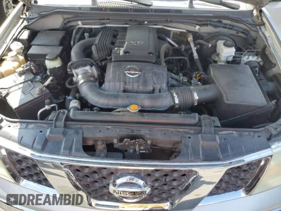 2006 Nissan Frontier LE z VIN 1N6AD07U56C438017, wystawiony jako Copart lot #55913605 z przebiegiem 175 564 mil mil oraz Szkoda całkowita • Salvage title. Historia ofert i sprzedaży dostępna na DreamBid. Obrazek 11.