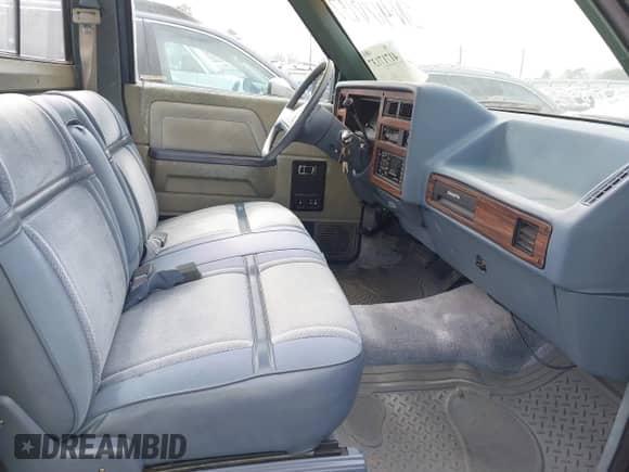 1988 Dodge Dakota with VIN 1B7GN14X7JS782283, listed as a IAAI auction lot 41717137 with 104,582 mi miles and . Bid and sale history available at DreamBid. Image 5.