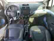 2014 Chevrolet Spark LT z VIN KL8CL6S03EC450714, wystawiony jako Copart lot #72009084 z przebiegiem 80 613 mil mil oraz Szkoda całkowita • Salvage title. Historia ofert i sprzedaży dostępna na DreamBid. Obrazek 8.