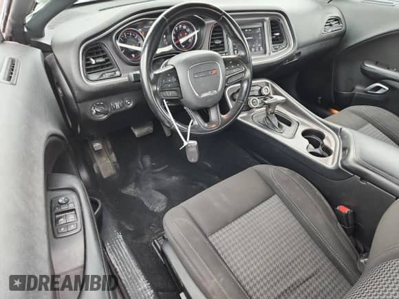 2021 Dodge Challenger SXT с VIN 2C3CDZGG9MH505694, выставлен на аукционе Copart как лот 80821565 с пробегом 141 224 миль миль и Чистый • Clean title. История ставок и продаж доступна на DreamBid. Изображение 8.