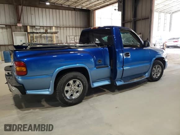 2003 GMC Sierra 1500 SLE с VIN 1GTEC14T03Z123773, выставлен на аукционе Copart как лот 66214455 с пробегом Не указан миль и Списание • Salvage title. История ставок и продаж доступна на DreamBid. Изображение 3.