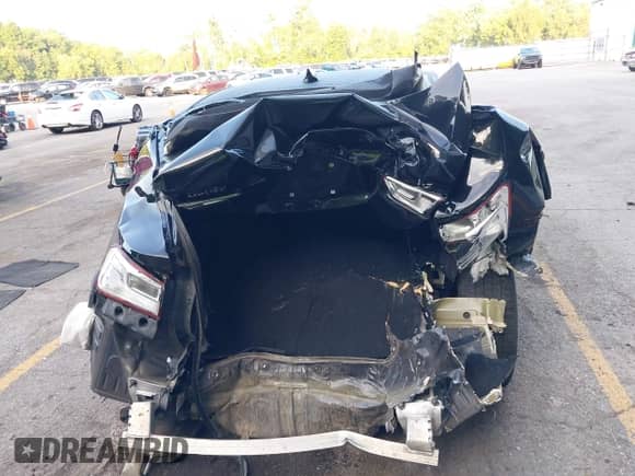 2016 Chevrolet Malibu LT z VIN 1G1ZE5ST1GF310123, wystawiony jako IAAI lot #42995116 z przebiegiem 122 220 mil mil oraz . Historia ofert i sprzedaży dostępna na DreamBid. Obrazek 16.