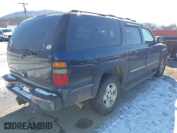 2005 Chevrolet Suburban LT с VIN 3GNFK16Z35G218833, выставлен на аукционе IAAI как лот 41551034 с пробегом 187 355 миль миль и . История ставок и продаж доступна на DreamBid. Изображение 6.