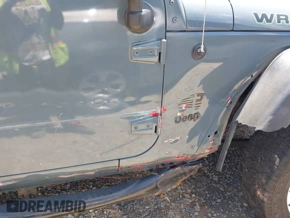 2008 Jeep Wrangler Unlimited X с VIN 1J4GB39178L625537, выставлен на аукционе IAAI как лот 42302408 с пробегом 266 791 миль миль и . История ставок и продаж доступна на DreamBid. Изображение 19.