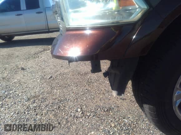 2015 Ram 1500 Laramie z VIN 1C6RR6NT5FS755037, wystawiony jako IAAI lot #41186422 z przebiegiem 128 774 mil mil oraz . Historia ofert i sprzedaży dostępna na DreamBid. Obrazek 20.