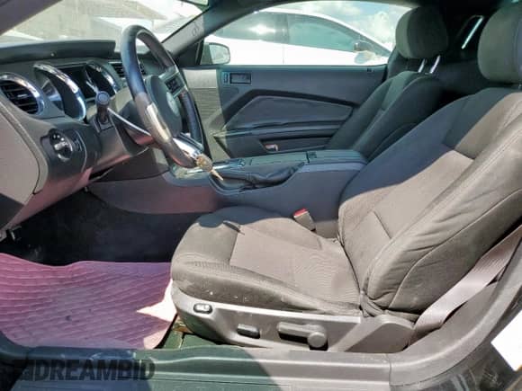 2014 Ford Mustang V6 with VIN 1ZVBP8AM4E5313595, listed as a Copart auction lot 85668505 with 99,860 mi miles and Salvage title. Bid and sale history available at DreamBid. Image 7.