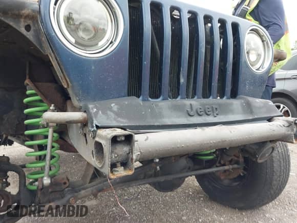 2000 Jeep Wrangler SE with VIN 1J4FA29P4YP740134, listed as a IAAI auction lot 42772253 with 168,656 mi miles and . Bid and sale history available at DreamBid. Image 6.