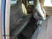 2000 Chevrolet Silverado 1500 LS z VIN 2GCEC19T1Y1270581, wystawiony jako Copart lot #82360295 z przebiegiem Nie podano mil oraz Szkoda całkowita • Salvage title. Historia ofert i sprzedaży dostępna na DreamBid. Obrazek 10.