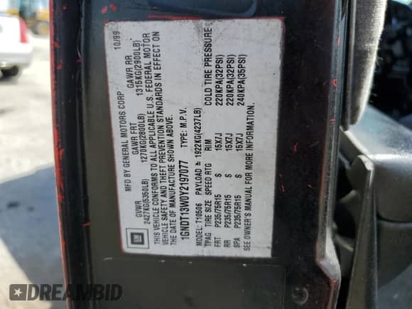 2000 Chevrolet Blazer LS with VIN 1GNCS13W62K142736, listed as a Copart auction lot 73249844 with 141,788 mi miles and Salvage title. Bid and sale history available at DreamBid. Image 15.