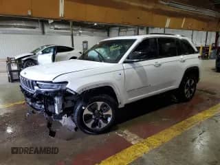 2024 Jeep Grand Cherokee with VIN 1C4RJYB6XRC145689, listed as a Copart auction lot 85716085 with 31,004 mi miles and Salvage title. Bid and sale history available at DreamBid. Image 1.