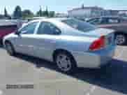 2009 Volvo S60 2.5T with VIN YV1RS592092737620, listed as a IAAI auction lot 42393322 with 232,520 mi miles and . Bid and sale history available at DreamBid. Image 3.