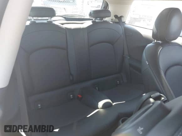 2015 MINI Hardtop with VIN WMWXM5C51FT942280, listed as a IAAI auction lot 43426392 with 55,639 mi miles and . Bid and sale history available at DreamBid. Image 8.