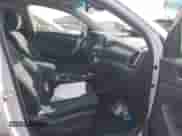 2019 Hyundai Tucson Sport z VIN KM8J33AL9KU952203, wystawiony jako IAAI lot #41367112 z przebiegiem 89 186 mil mil oraz . Historia ofert i sprzedaży dostępna na DreamBid. Obrazek 5.